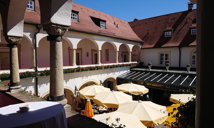 Restaurant - Schlosshotel Neufahrn